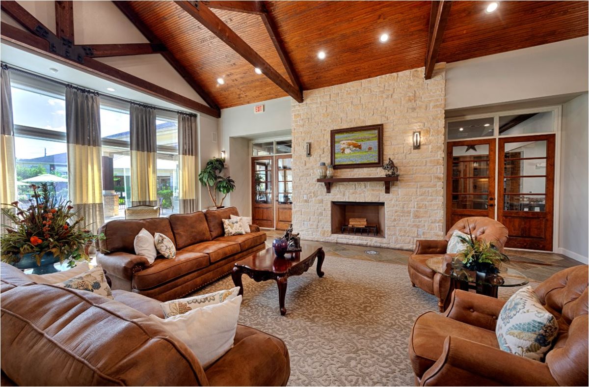 Oak Park Trails Apartments in Katy